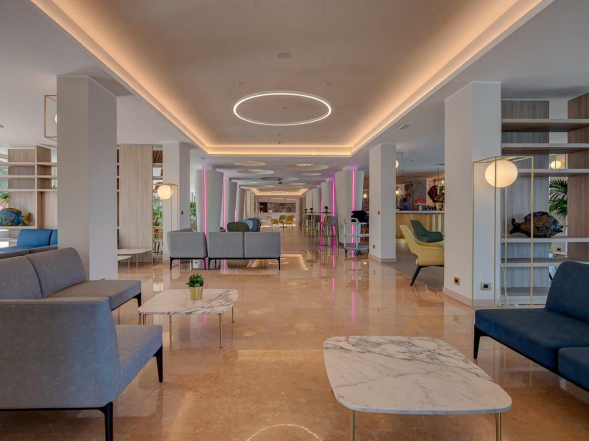 Hotel Antares Letojanni Extérieur photo